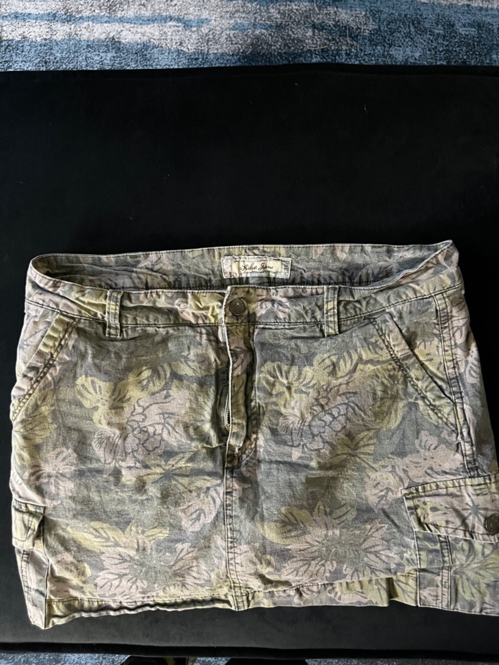 Floral Cargo Skort in Olive Green